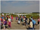 Wizyta przedszkolaków na lotnisku i mini zoo