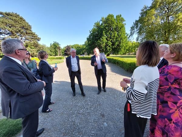 WIZYTA POSŁÓW NA SEJM RP w SPECJALNYM OŚRODKU SZKOLNO-WYCHOWAWCZYM w RYDZYNIE